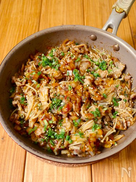 ワンパン10分！【豚こま肉×えのき香味ダレ炒め】ご飯すすむ♩