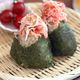簡単やみつき♡枝豆とカニカマの塩おにぎり
