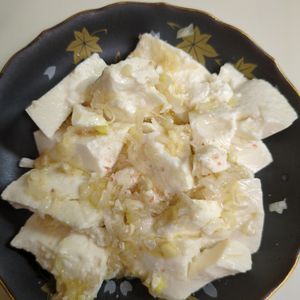 たりおの作ってみた!投稿(やみつき☆崩し豆腐のネギ塩和え)