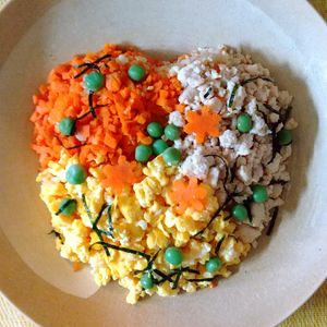 チョロリスの作ってみた!投稿(【照り焼きチキンちらし】おひなさまに♡子供も大人も嬉しい♬)
