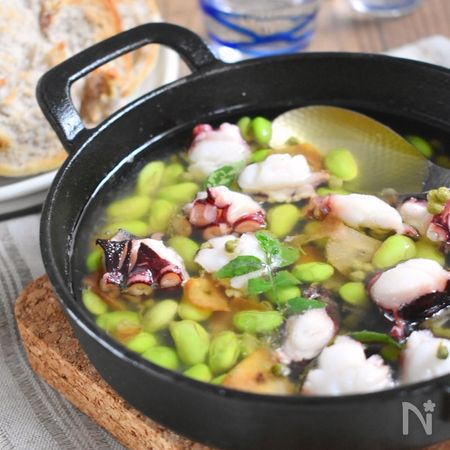 タコと枝豆の山椒アヒージョ By 三浦ユーク レシピサイト Nadia ナディア プロの料理家のおいしいレシピ