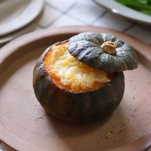 レンジで簡単！【丸ごとかぼちゃグラタン】