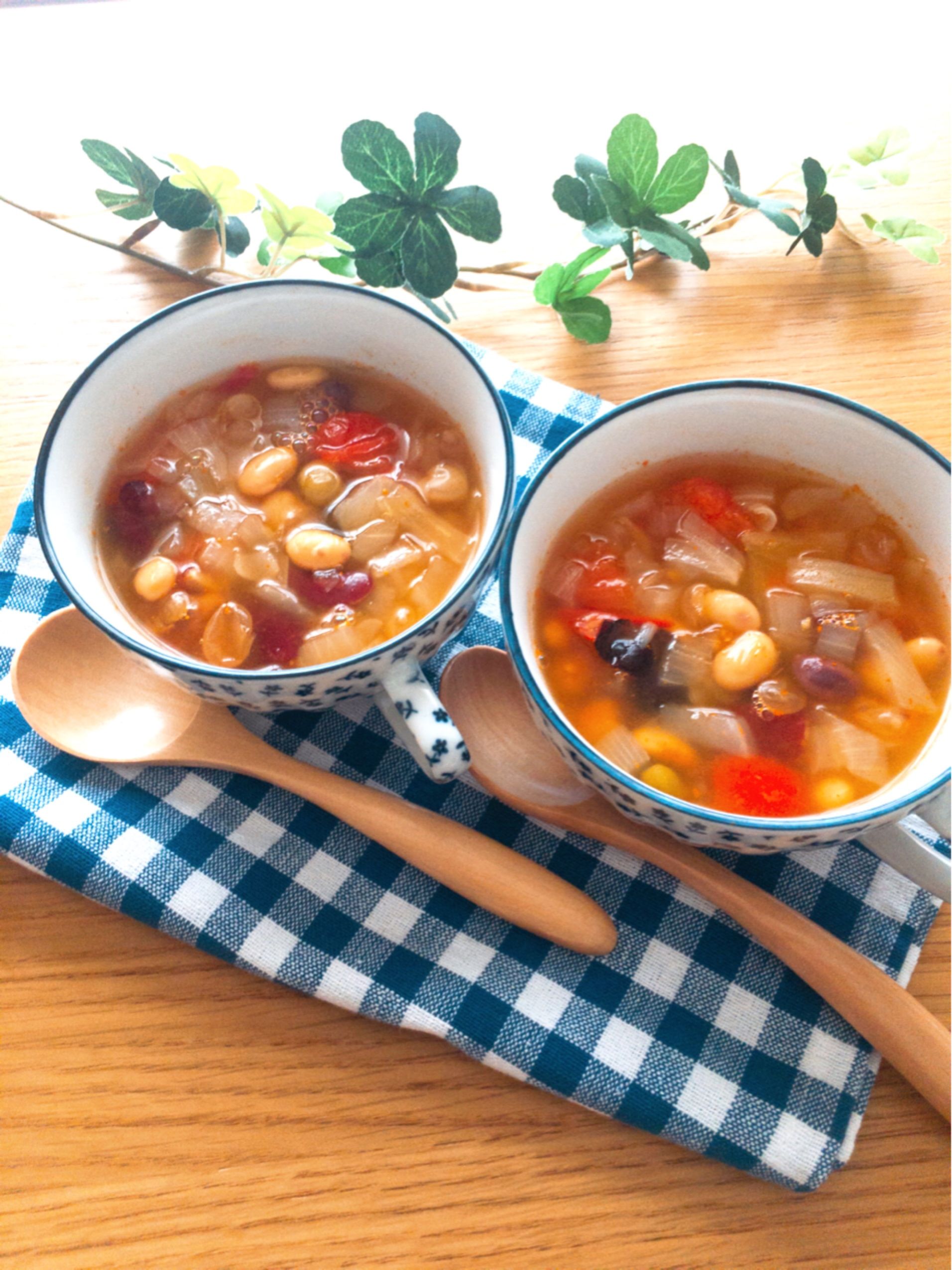 材料いれて5分 ミックスビーンズと新玉ねぎのヘルシースープ レシピサイト Nadia ナディア プロの料理家のおいしいレシピ 材料いれて5分 ミックスビーンズと新玉ねぎのヘルシースープ レシピサイト Nadia ナディア プロの料理家のおいしいレシピ