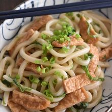 ５分で完成！汁なしきつねうどん