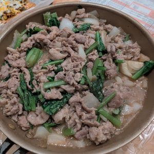 NYの作ってみた!投稿(【豚こま、新玉ねぎ、小松菜のスタミナ焼き】安旨くてやわらかい)