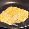絶品！【カリカリチーズとふわふわ卵のタコライス】の工程1