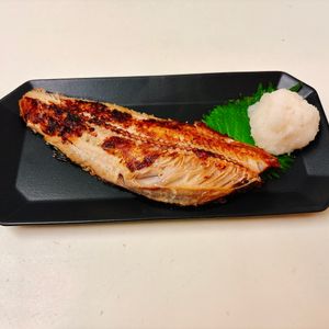 りんの作ってみた!投稿(大きいほっけの干物のフライパン焼き)