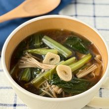 小松菜とえのきのにんにくスープ♡体がポカポカほっとする味わい