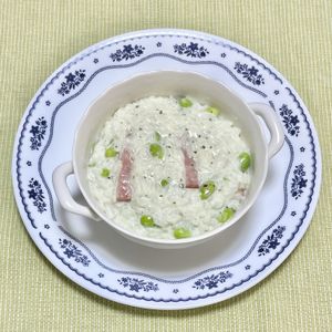 キャピタンの作ってみた!投稿(レンジだけ！枝豆とベーコンの
バジルリゾット)
