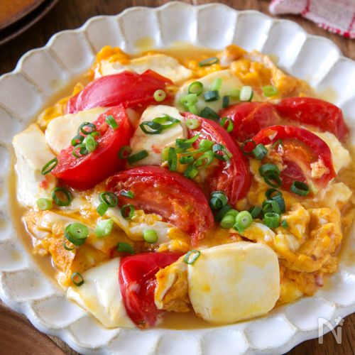【豆腐とトマトと卵の中華炒め】ヘルシーにボリュームアップ♪