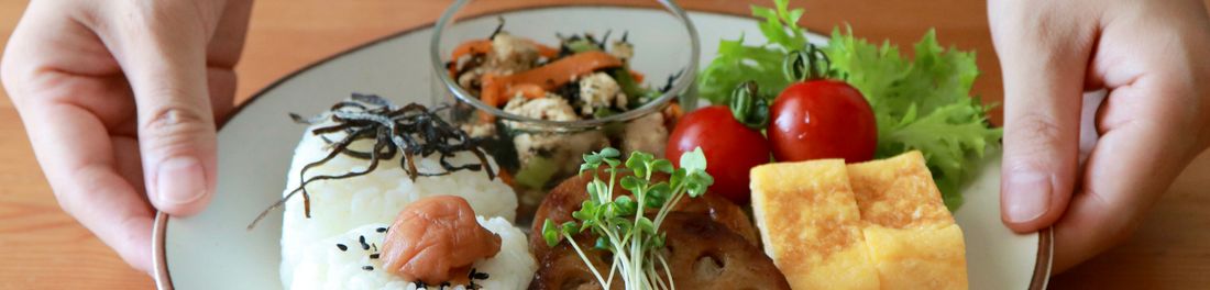 毎日の食卓に、ヘルシーでおいしい主菜・副菜レシピをお届け♪