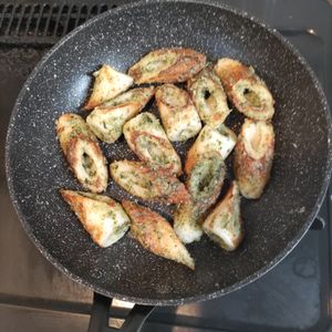 KUMIKOの作ってみた!投稿(お弁当にもおつまみにも！やみつき確定【ちくわの磯辺焼き】)