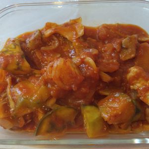 もんたんまんの作ってみた!投稿(フライパンひとつで、作り置きにも。鶏肉となすのトマト煮　)