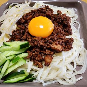 ナムディの作ってみた!投稿(♡ピリ辛肉味噌そうめん)