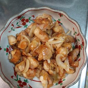 鶏皮坊主の作ってみた!投稿(キャベツまで美味しい♪【鶏もも肉のしょうがだれ焼き】)
