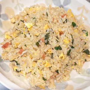 すみれの作ってみた!投稿(【しらすの和風梅チャーハン】子どももたっぷり食べて欲しい♪)