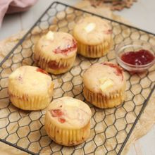 いちごとクリームチーズの米粉マフィン（グルテンフリー）