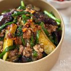 10分で完成！【なすとニラそぼろ丼】