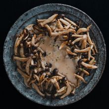 焼きぶなしめじチーズフォンデュ