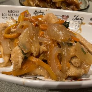にこの作ってみた!投稿(【鶏肉と玉ねぎのオイポンいため】さっぱり！ごはんのおともに♡)