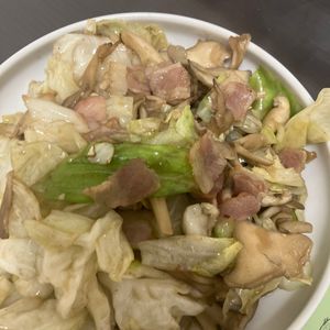 ここあの作ってみた!投稿(【たっぷりキャベツのガーリックバター醤油炒め】あと一品に♪)