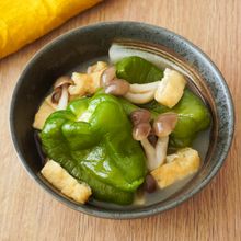 丸ごとピーマンと油揚げのじゅわうま鶏だし煮