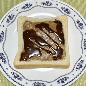 キャピタンの作ってみた!投稿(作業時間3分！朝が楽しみになる「チョコバナナトースト」)