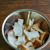 エリンギと牛こまの甘辛ガリバタ炒めの工程1