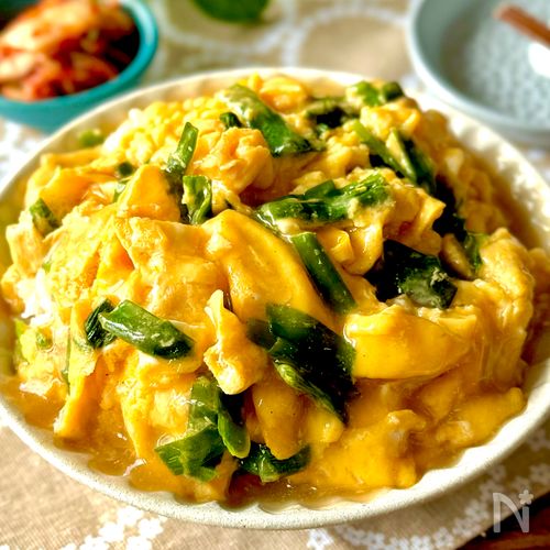 ワンパン10分で!とろとろ♪【あんかけニラ玉丼】