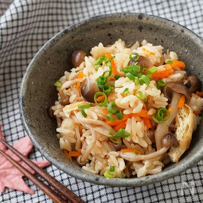 旨味たっぷり♪しめじの炊き込みご飯
