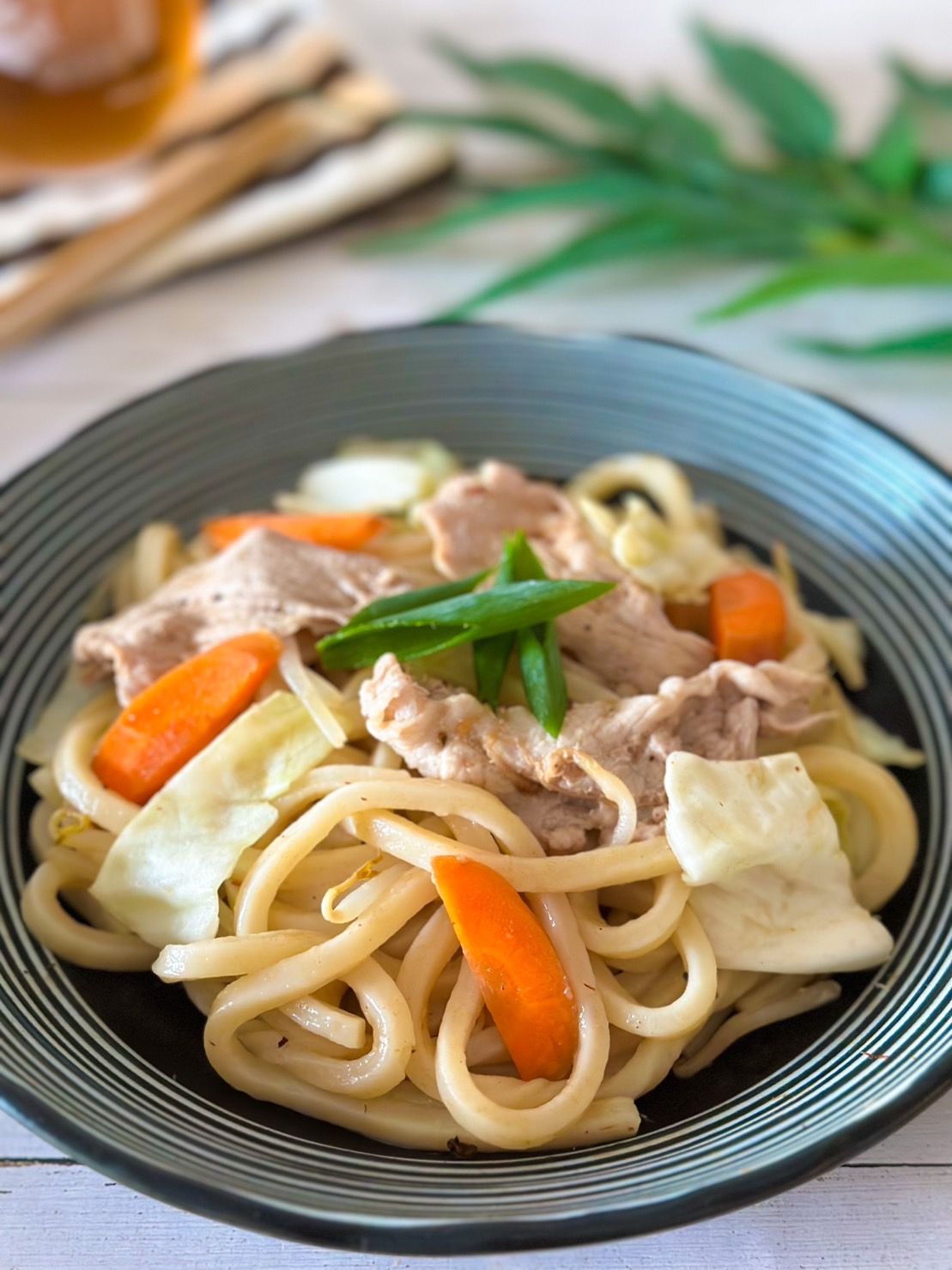 レンジで一発！焼うどん【炒めずヘルシー】 | レシピサイトNadia