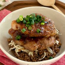 ごはんとまらぬ！サムギョプサル風甘辛丼【簡単やみつき】