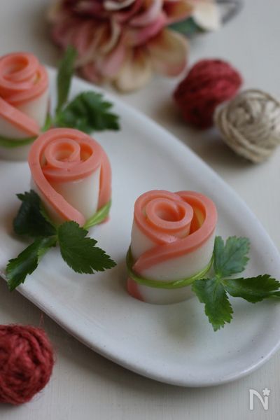 ３ステップ 葉っぱもできちゃう かまぼこのバラ By 小澤 朋子 レシピサイト Nadia ナディア プロの料理家のおいしいレシピ