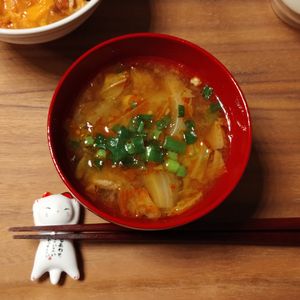 ゆの作ってみた!投稿(【たっぷり白菜のピリ辛豚汁】体の芯から温まる一杯♪)