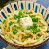 レンジで即完成！【釜玉だしバタうどん】の工程3