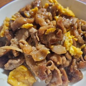 Maiの作ってみた!投稿(男子受け抜群♩てり玉豚丼)