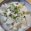 週一だけは頑張ります💦の作ってみた!投稿(鶏大根のうま塩にんにくスープ煮【#作り置き #煮るだけ】)