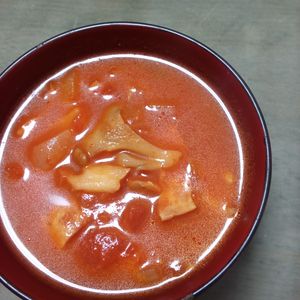 鶏皮坊主の作ってみた!投稿(【カレー風味の具沢山トマトスープ】ピリッとスパイシー！)