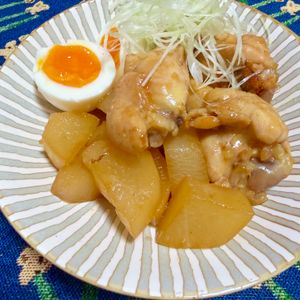 綾鷹ルイの作ってみた!投稿(【手羽元と大根のこってり煮】お肉ほろほろ♪とろける味染み大根)