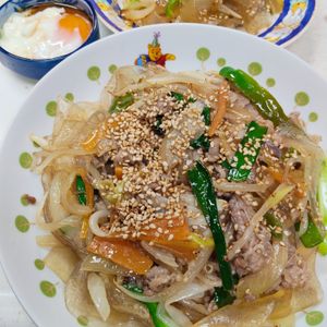 もんぶらん°・*:.。.☆の作ってみた!投稿(【具沢山チャプチェ】家族も喜ぶ、大皿ボリュームおかず♪)
