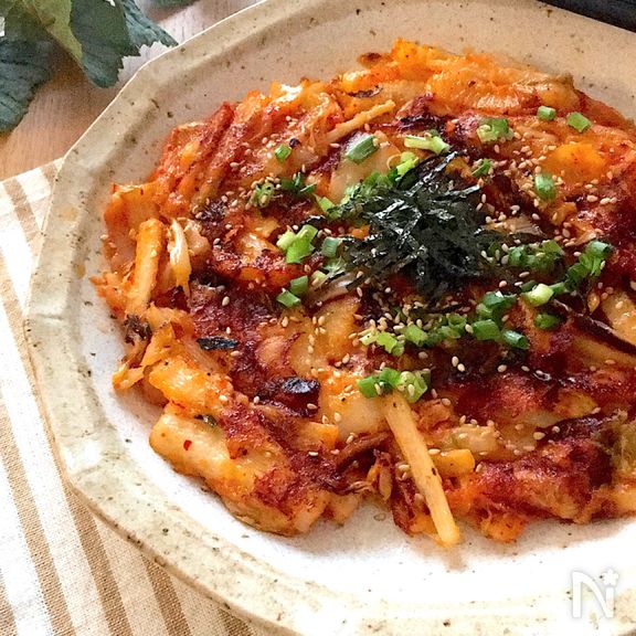 食感もよくておつまみにもぴったり♡長芋もちキムチーズ焼き