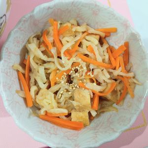 milkの作ってみた!投稿(『簡単♡本格和食』切り干し大根と厚揚げの煮物)