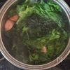 レタスたっぷりウィンナーわかめスープの工程3