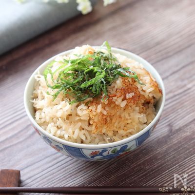 娘大絶賛!おかわり必須♡しらすの旨味炊き込みご飯