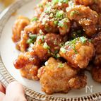 ～食欲増進～鶏もも肉の黒酢餡から揚げ