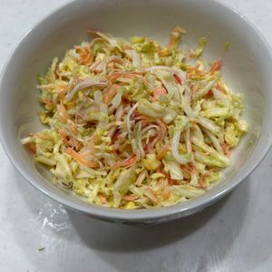はなふぅの作ってみた!投稿(5分で完成！【キャベツとカニかまのやみつきコールスロー】)