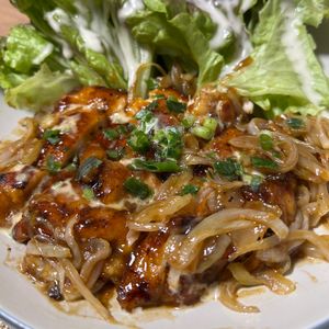 単身赴任おじさんの作ってみた!投稿(なにこの旨さ…😨照り焼きチキン最強のコンビネーション♪)