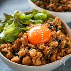 激うま5分♡ご飯進む『鶏ひき肉の旨辛味噌丼』男子ウケ抜群♪
