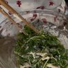 【包丁いらず】豆苗とささみのわさびマヨ和えの工程2