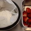 『いちごのミルクシャーベット』見切り品のいちごもおいしく！の下準備
